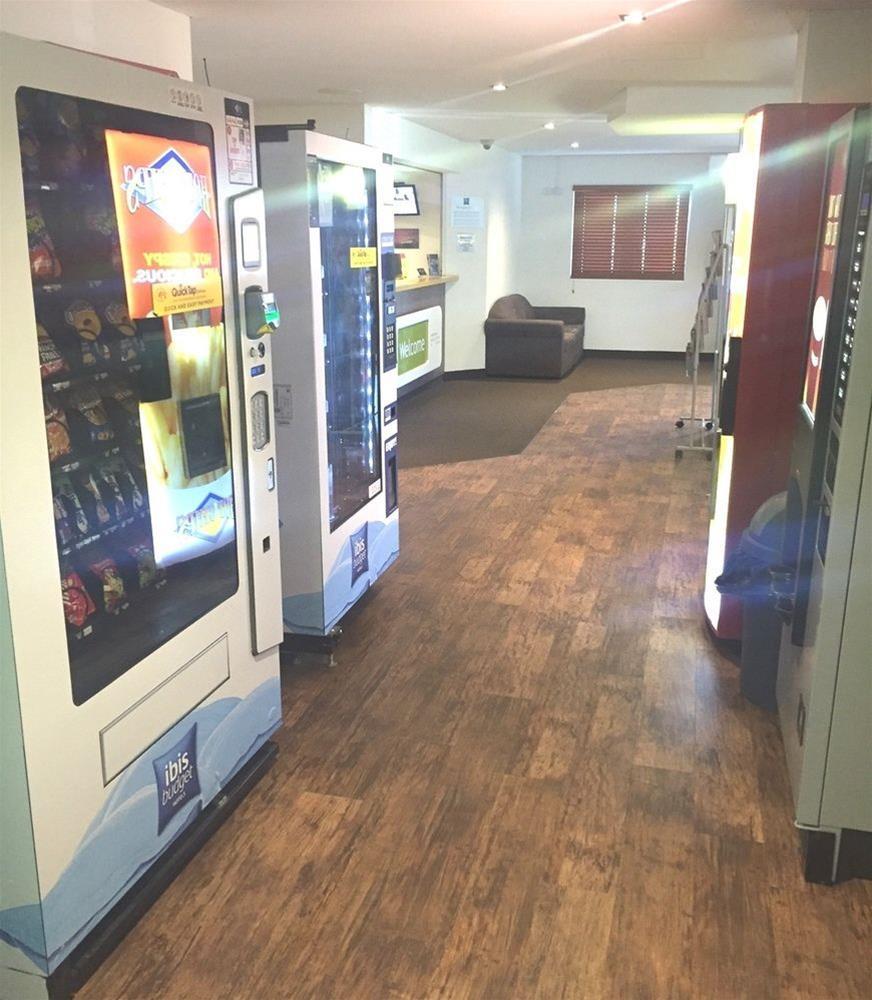 珀斯机场宜必思经济酒店 外观 照片